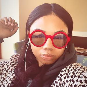 Meet your Posher, Dashana